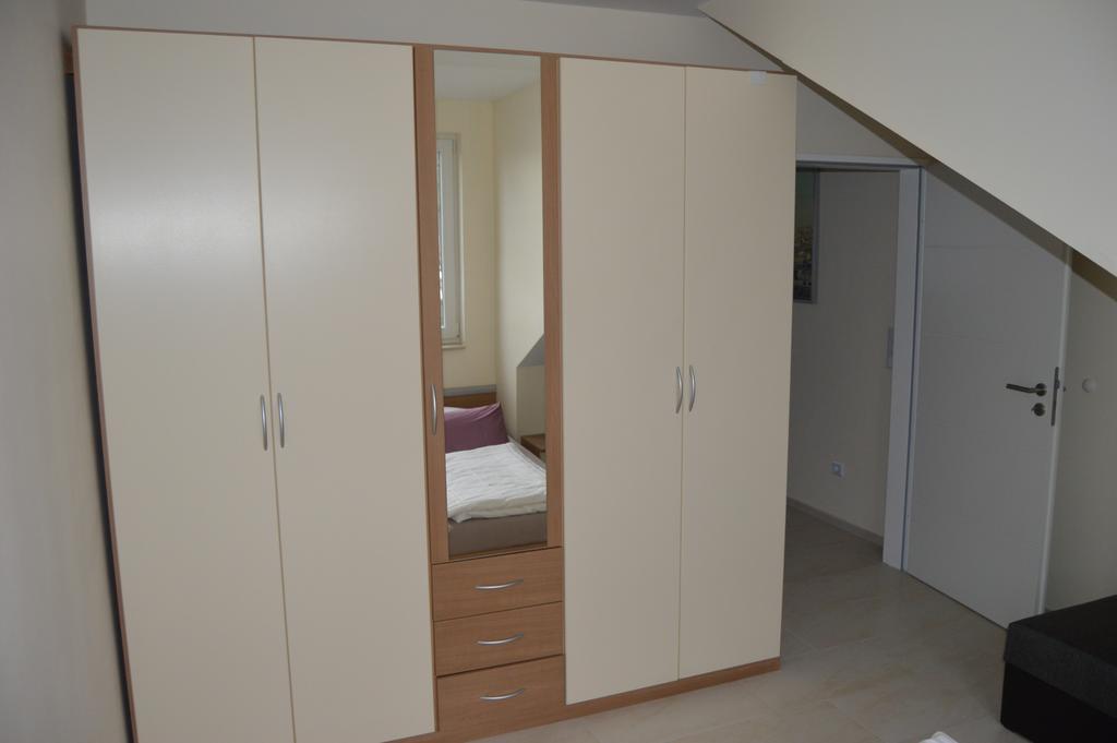Apartment Meerfeld ดุยส์บูร์ก ภายนอก รูปภาพ
