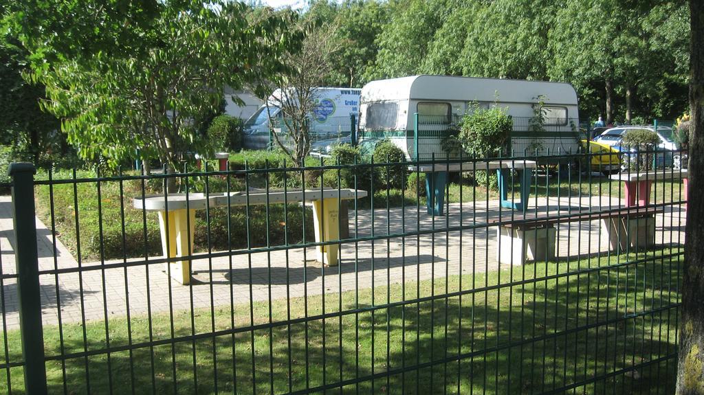 Apartment Meerfeld ดุยส์บูร์ก ภายนอก รูปภาพ